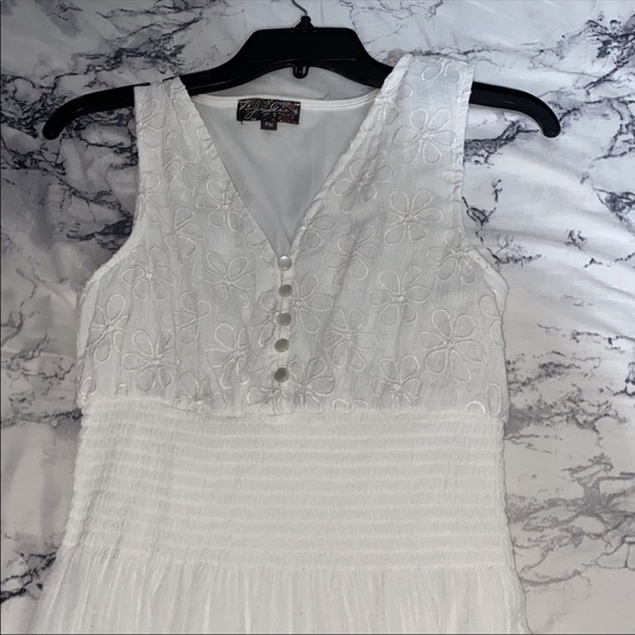 Trade - Picture 2 of 8